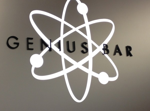 Apple Store Genius Bar