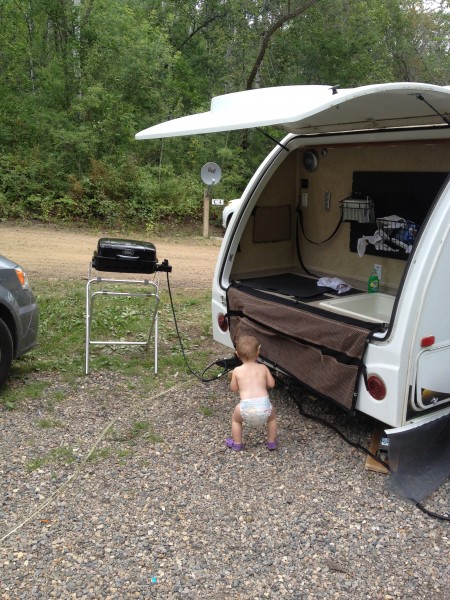 The rPod182g also has a propane bbq option that hooks right in the back of the camper.